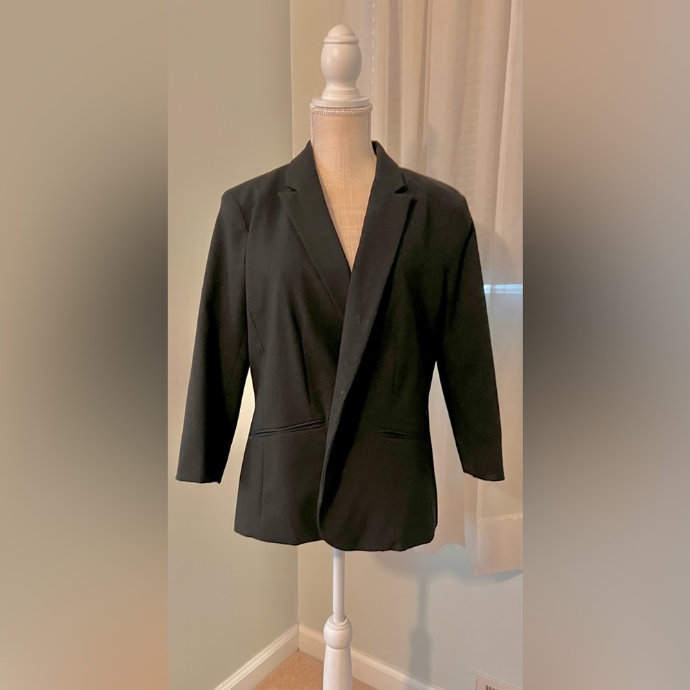 Ellen Tracy Black Blazer